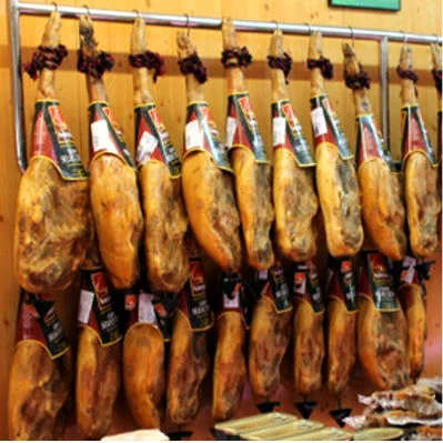 Percha con jamones Navidul gran selección