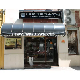 Charcutería Tradicional Requena, venga a conocernos.